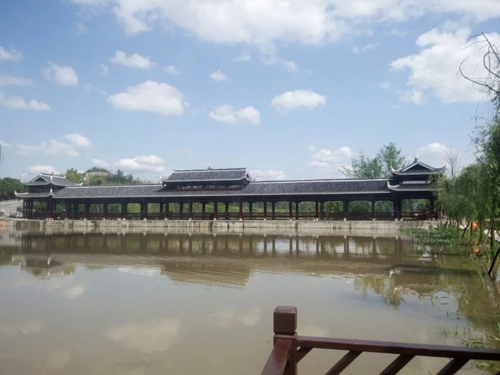 溆浦公園風雨橋