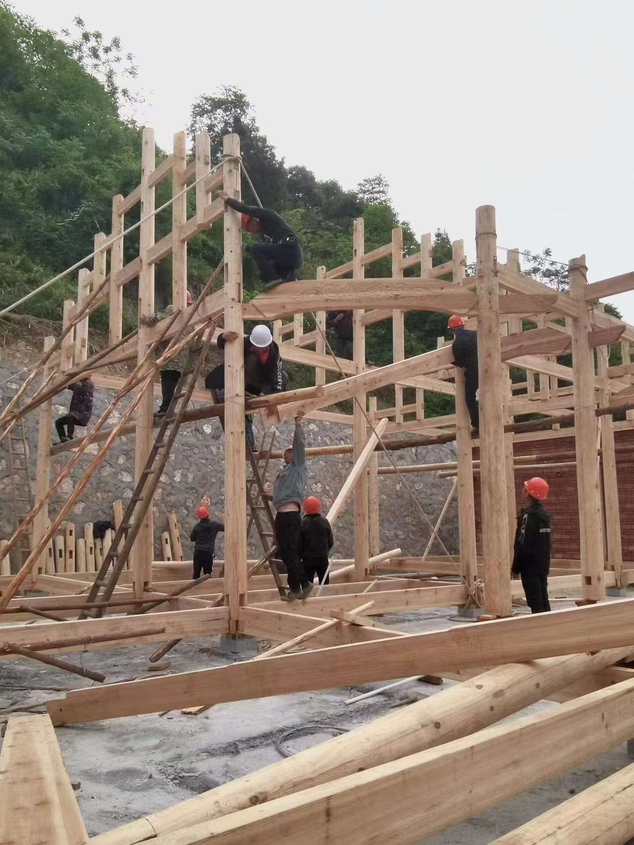 溆浦湘楚木作古建工程有限公司,土家吊腳樓,侗鄉(xiāng)鼓樓,侗鄉(xiāng)風(fēng)雨樓哪里好